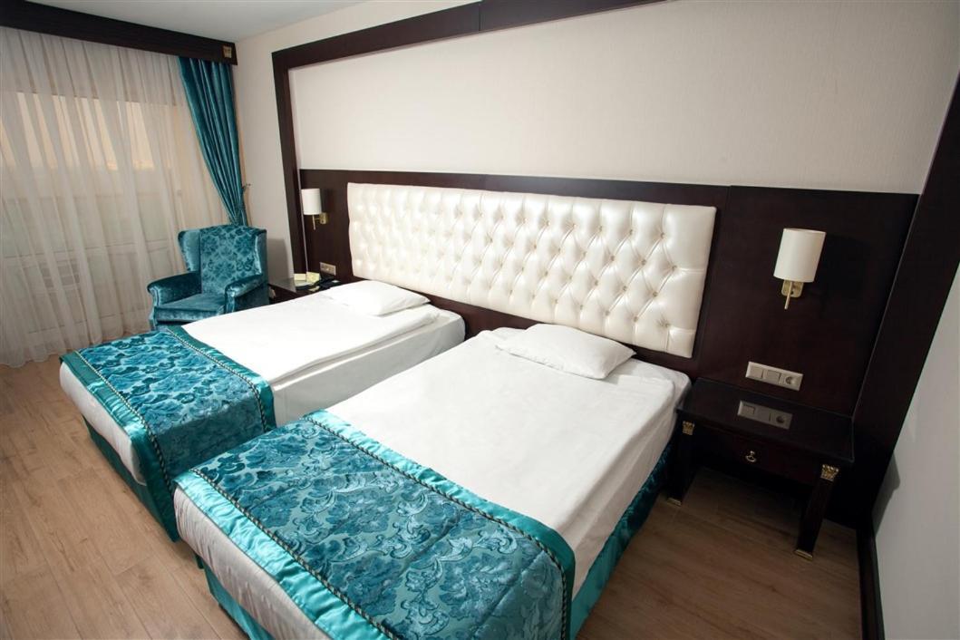 Ege Palas Izmir Exterior photo